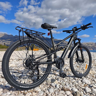 Paseo en bicicleta eléctrica