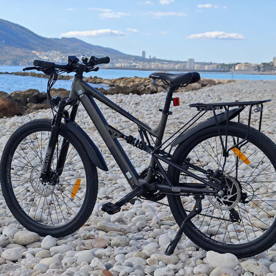 Paseo en bicicleta eléctrica