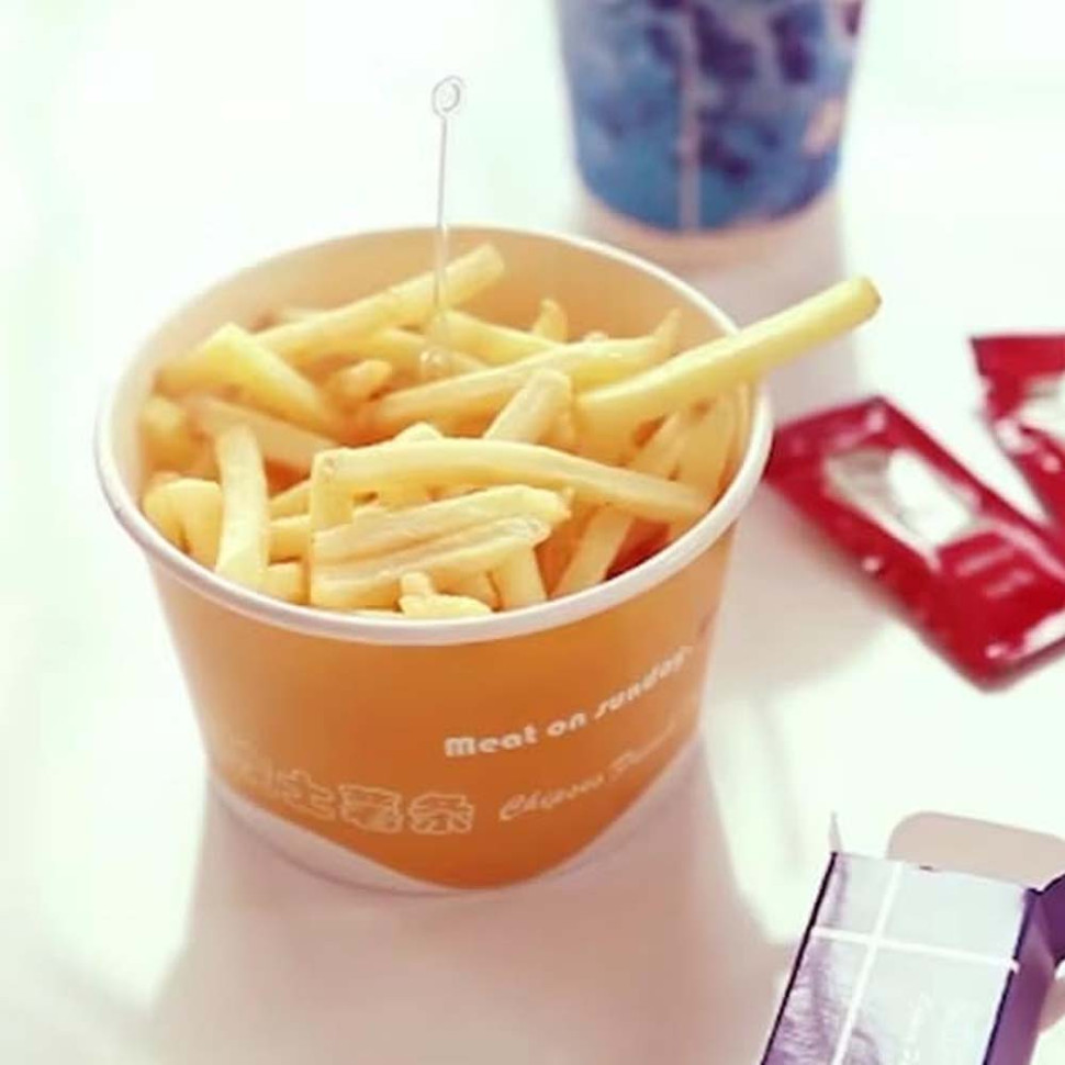Vending machine for French fries